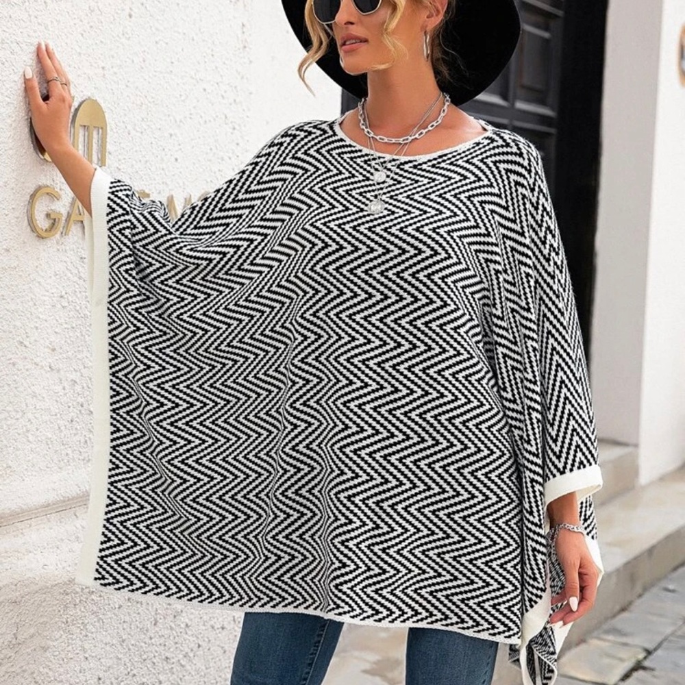 Chevron Pattern Contrast Trim Poncho Sweater XL